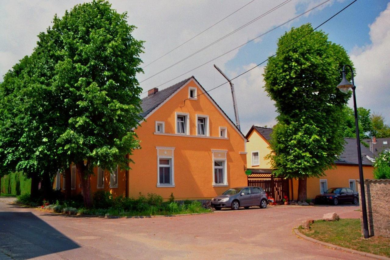 Fuenf Linden Hotel Straupitz Kültér fotó